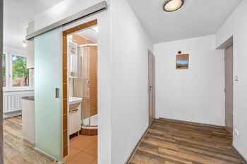 Předsíň - Prodej bytu 3+1 v družstevním vlastnictví 61 m², Borovany
