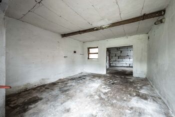 Garáž - Prodej bytu 3+1 v družstevním vlastnictví 61 m², Borovany