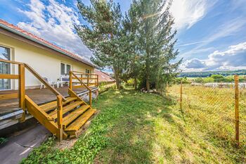 zahrada - Prodej domu 165 m², Senec