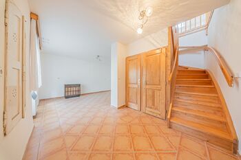 prostor v přízemí - Prodej domu 165 m², Senec