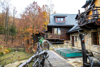 Prodej domu 830 m², Prostřední Bečva