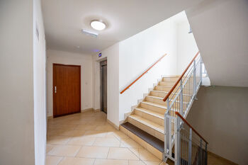 Chodba - Prodej bytu 2+kk v osobním vlastnictví 58 m², Praha 9 - Letňany