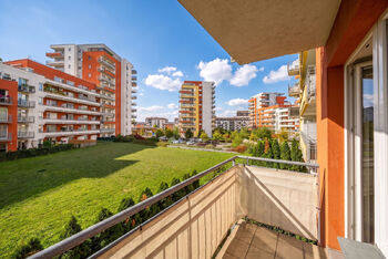 Balkon - Prodej bytu 2+kk v osobním vlastnictví 58 m², Praha 9 - Letňany