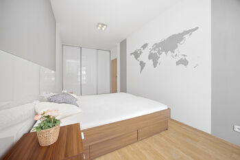 Ložnice - Prodej bytu 2+kk v osobním vlastnictví 58 m², Praha 9 - Letňany