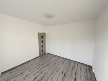 Prodej bytu 3+1 v osobním vlastnictví 69 m², Sokolov