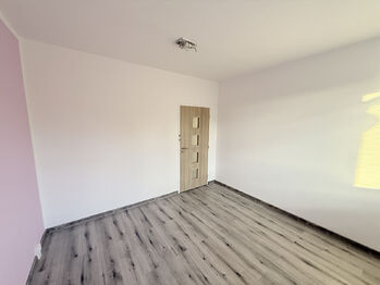 Prodej bytu 3+1 v osobním vlastnictví 69 m², Sokolov