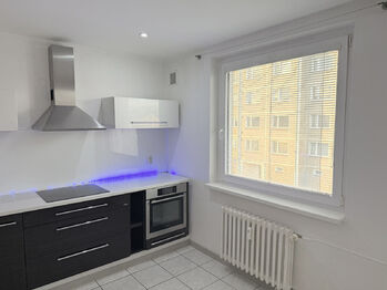 Prodej bytu 3+1 v osobním vlastnictví 69 m², Sokolov