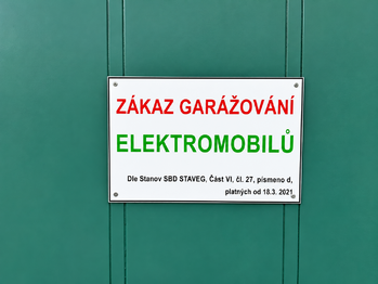 Prodej garáže, Praha 8 - Troja