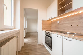 Pronájem bytu 2+1 v osobním vlastnictví 67 m², Hradec Králové