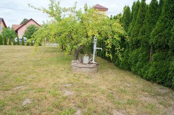 Pronájem pozemku 1030 m², Libčany