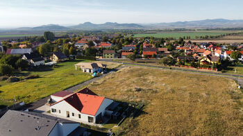Prodej pozemku 860 m², Slavětín