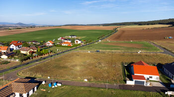 Prodej pozemku 860 m², Slavětín