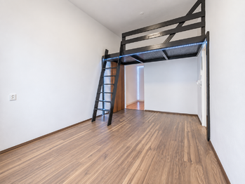 Ložnice s vestavbou - Prodej bytu 2+kk v osobním vlastnictví 35 m², Kralupy nad Vltavou
