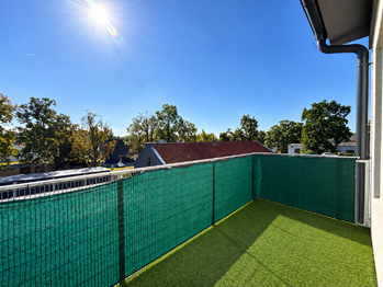 Balkon - Pronájem bytu 2+kk v osobním vlastnictví 44 m², Milovice