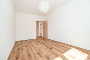 Prodej bytu 2+kk v družstevním vlastnictví 43 m², Nový Bor