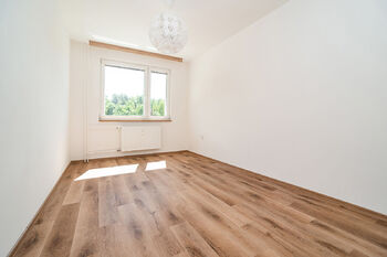 Prodej bytu 2+kk v družstevním vlastnictví 43 m², Nový Bor