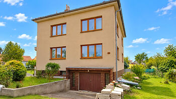 Prodej domu 240 m², Kostomlaty nad Labem