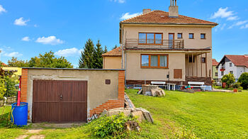 Prodej domu 240 m², Kostomlaty nad Labem