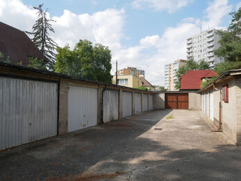 Prodej garáže 20 m², Praha 4 - Braník