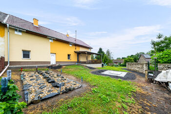 Prodej domu 104 m², Zvěstovice