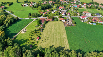 Prodej pozemku 7574 m², Nevratice
