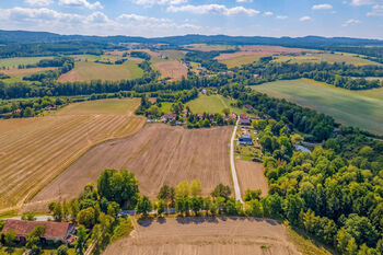 Prodej pozemku 4011 m², Chrášťany