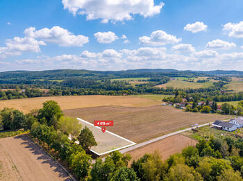 Prodej pozemku 4011 m², Chrášťany
