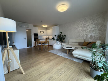 Pronájem bytu 2+kk v osobním vlastnictví 74 m², Olomouc