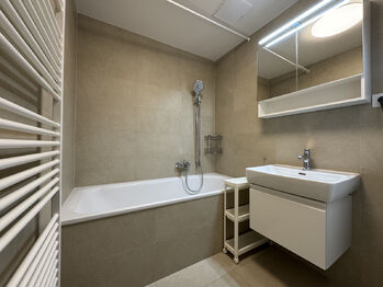 Pronájem bytu 2+kk v osobním vlastnictví 74 m², Olomouc