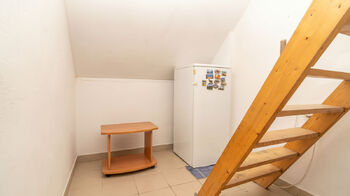 Byt 2NP schody půda - Prodej domu 212 m², Roztoky u Jilemnice