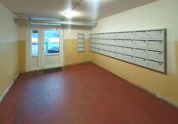 Naše shránka má číslo 18. - Pronájem bytu 1+kk v osobním vlastnictví 19 m², Lubná