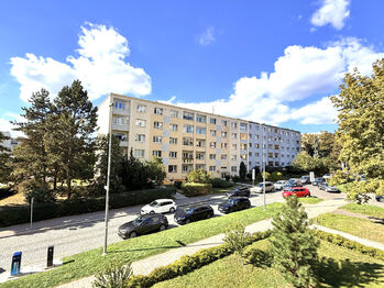 Prodej bytu 1+kk v družstevním vlastnictví 24 m², Praha 10 - Záběhlice