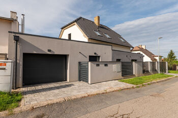 Pronájem bytu 5+kk v osobním vlastnictví 199 m², Říčany