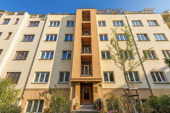 Prodej bytu 3+kk v osobním vlastnictví 89 m², Praha 3 - Vinohrady