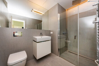 Pronájem bytu 2+kk v osobním vlastnictví 66 m², Praha 10 - Vršovice