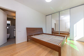 Pronájem bytu 2+kk v osobním vlastnictví 66 m², Praha 10 - Vršovice
