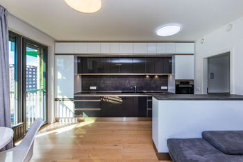 Pronájem bytu 2+kk v osobním vlastnictví 66 m², Praha 10 - Vršovice