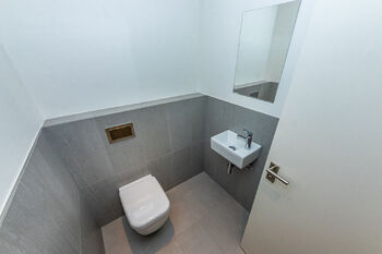 Pronájem bytu 2+kk v osobním vlastnictví 66 m², Praha 10 - Vršovice