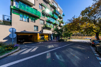 Pronájem bytu 2+kk v osobním vlastnictví 66 m², Praha 10 - Vršovice