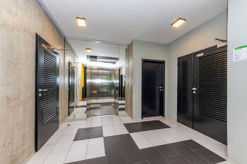 Pronájem bytu 2+kk v osobním vlastnictví 66 m², Praha 10 - Vršovice
