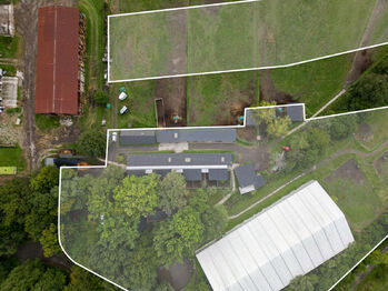 Prodej zemědělského objektu 2400 m², Baška