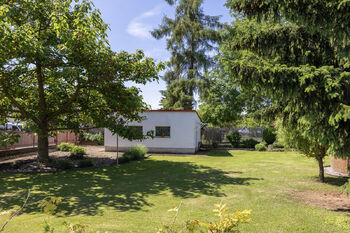 Prodej pozemku 623 m², Nelahozeves
