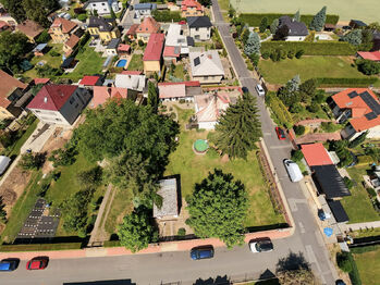 Prodej pozemku 623 m², Nelahozeves
