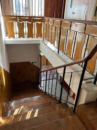schodište domu I.NP. - Prodej domu 450 m², Slavětín nad Metují