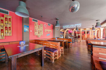 Prodej restaurace 1240 m², Aš