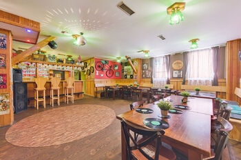 Prodej restaurace 1240 m², Aš