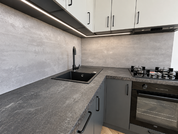 Detail kuchyně - Pronájem bytu 3+kk v osobním vlastnictví 56 m², Most