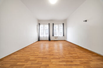 Pronájem bytu 2+1 v družstevním vlastnictví 73 m², Praha 8 - Karlín