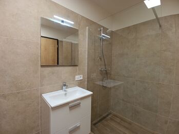Pronájem bytu 3+kk v osobním vlastnictví 72 m², Bystřany