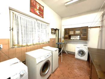 Prodej domu 450 m², Křimov